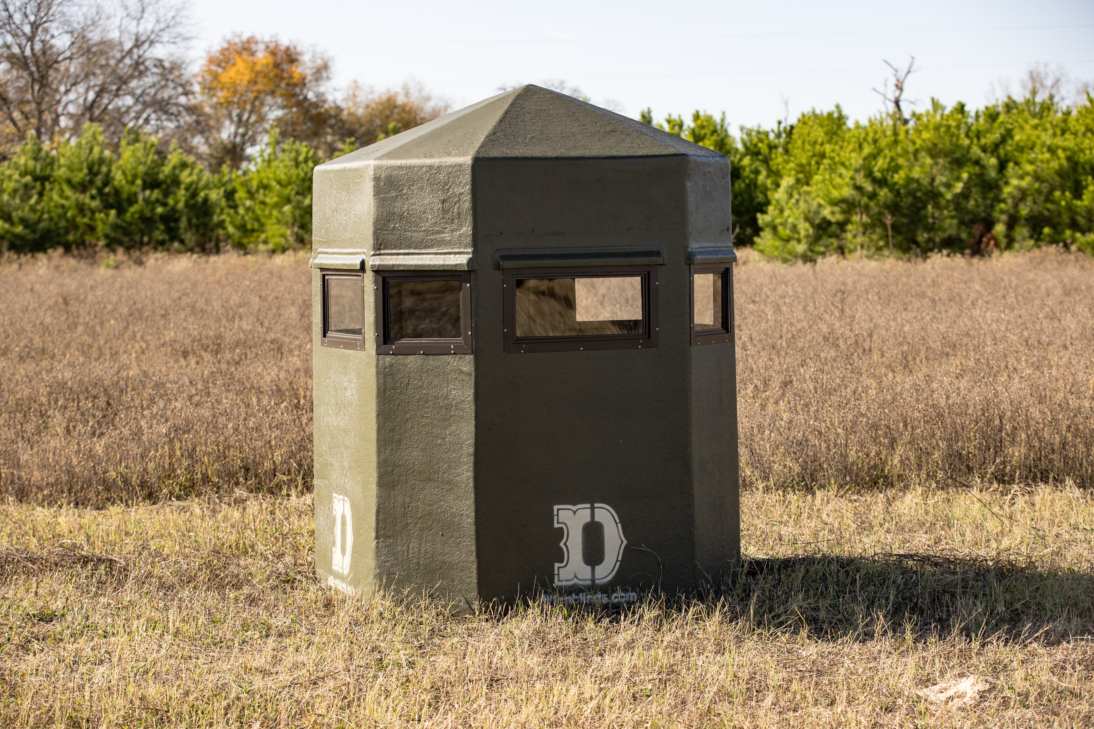 Dillon Blinds 5x5 Octagon, Insulated, Elevated Deer Hunting Blind