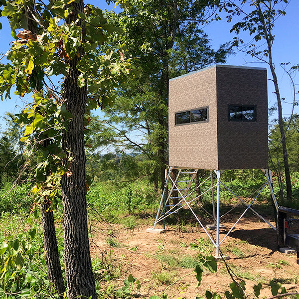 Big Dogg Deer Blinds 4x6 Aluminum, Insulated, Elevated Hunting Blind