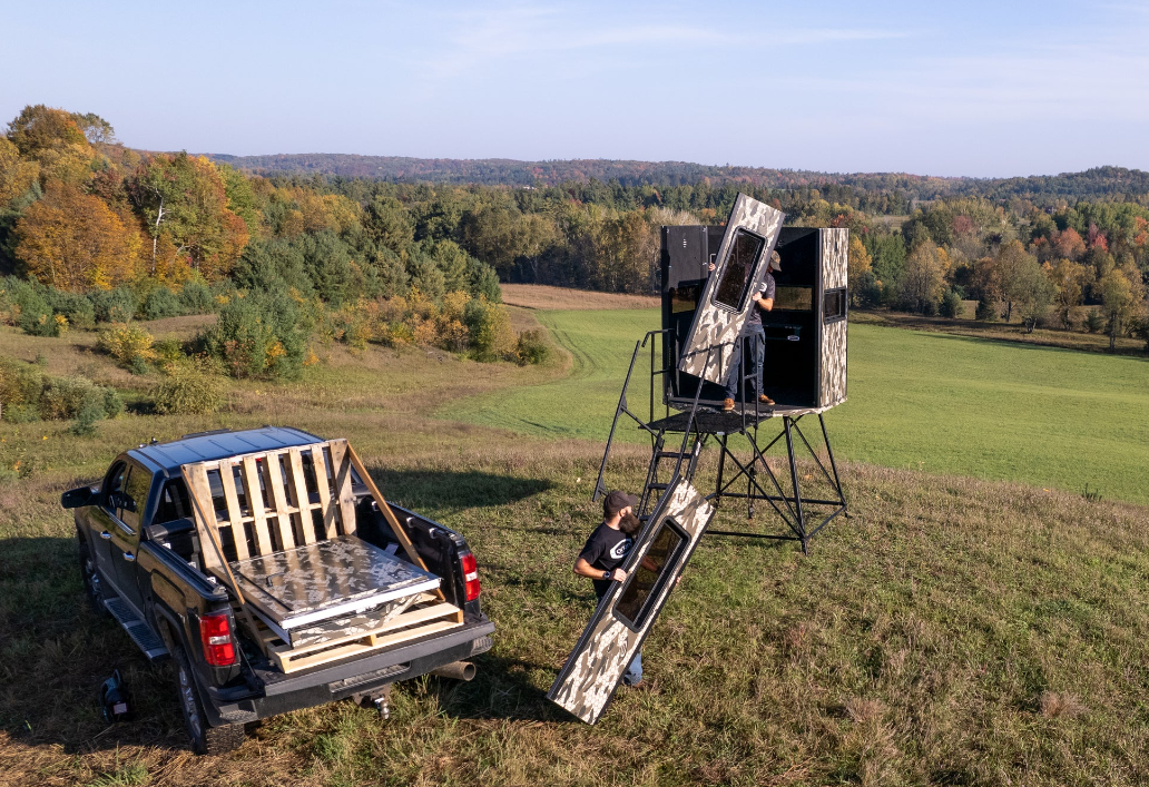 Orion 6x6 Gun/Bow Combo Modular, Elevated, Insulated Deer Hunting Box Blind