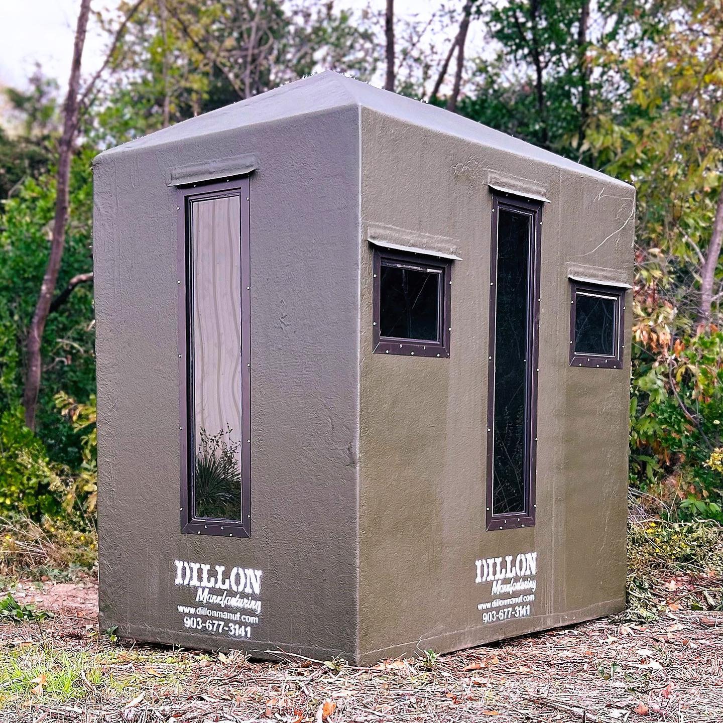 Dillon Blinds 4x6 Gun/Bow Insulated, Elevated Deer Hunting Blind